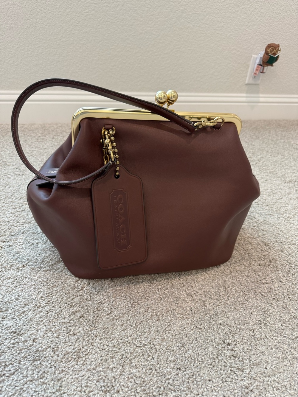 โจ Coach Large Kisslock Frame Bag in ๐ โจ
